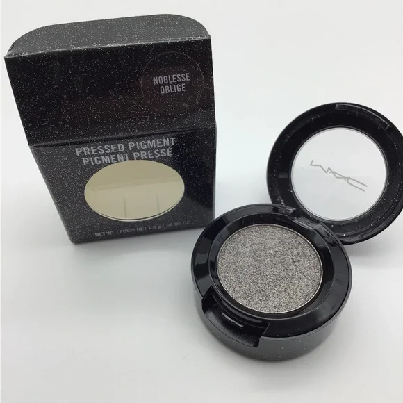 MAC Cosmetics Pressed Pigment Eyeshadow in Noblesse Oblige - Brand New In Box - Picture 6 of 9